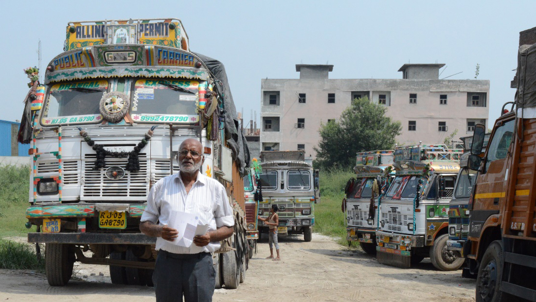 Helping India's truck drivers to see clearly | From the field | Sightsavers